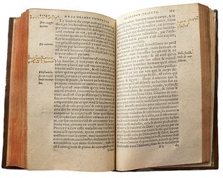 La grande, vraye et parfaicte chirurgie, du très doct & très savant Philippe Aureole Theophraste Paracelse, comprinse en deux livres : Nouvellement traduicts en langue françoise, par M. Pierre Hassard d'Armentieres, Médecin et Chirurgien. Avec annotations marginales pour plus ample intelligence de l'auteur.